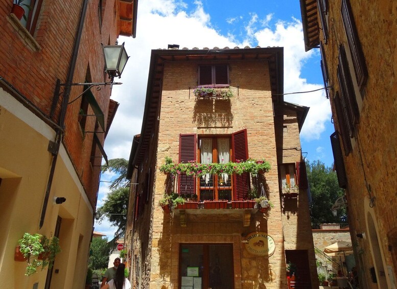 Picture 2 for Activity Pienza: Private Walking Tour in the Heart of Tuscany