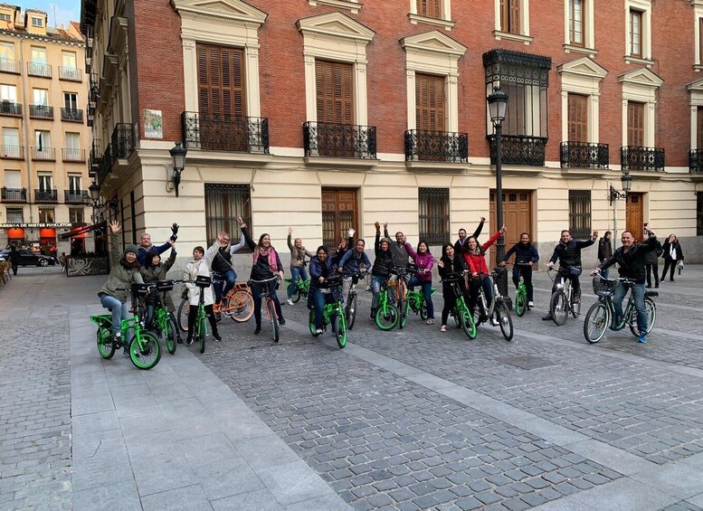 Picture 1 for Activity Bike Tour Through Madrid Río and Casa de Campo