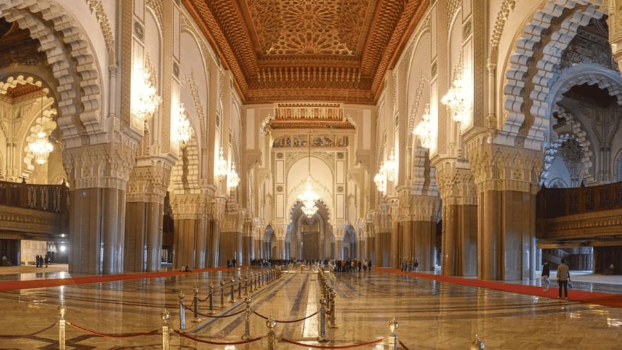 Casablanca: City Tour with Hassan II Mosque Entry Ticket