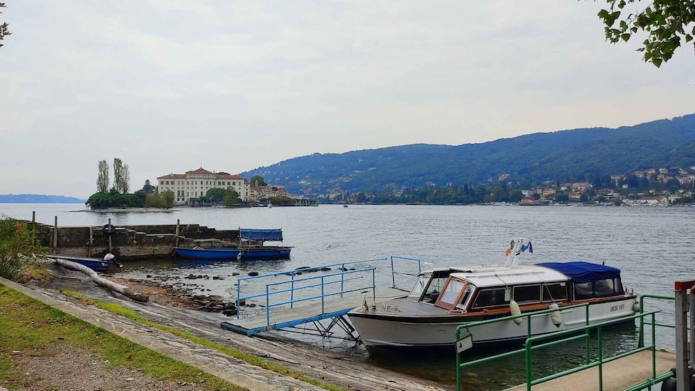 Picture 11 for Activity Lake Maggiore: Isola Bella & Fishermen's Island Guided Tour