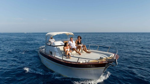 Excursión privada en barco a Capri desde Positano