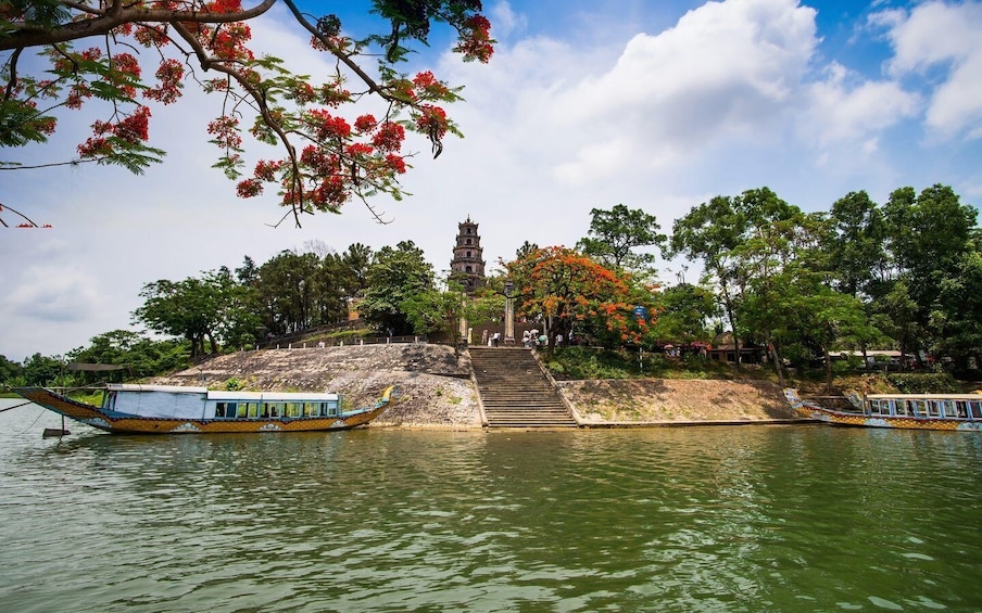 Picture 4 for Activity Hue Heritage: Private Car Visit to 3 Tombs & Tu Hieu Pagoda