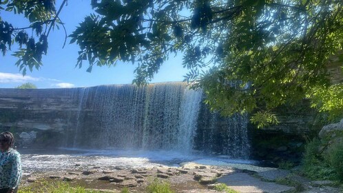 Vanuit Tallinn: Jägala-waterval en rondleiding door de provincie Harju