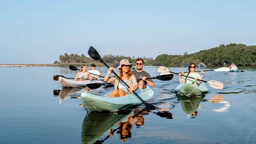 Puerto Escondido: Kayaking in Puerto Suelo