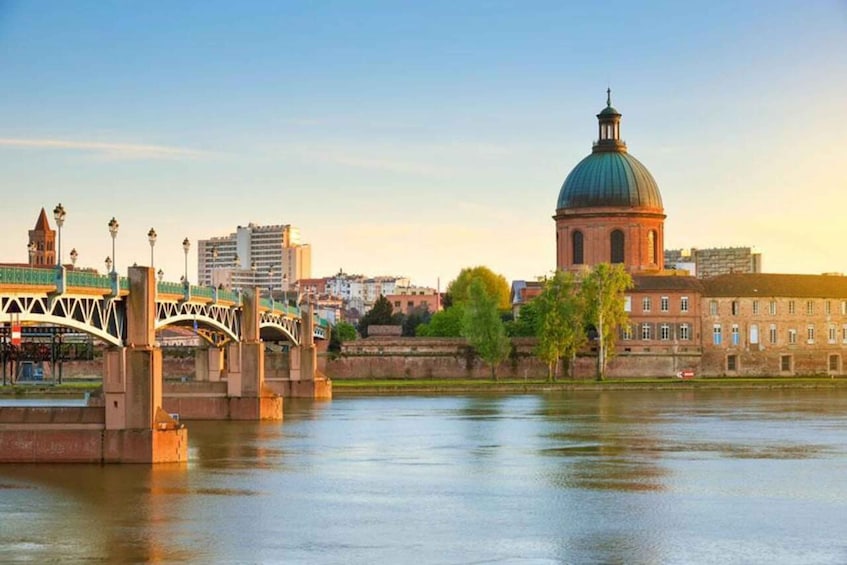 Picture 2 for Activity Toulouse: Guided Tour of the Historic Center