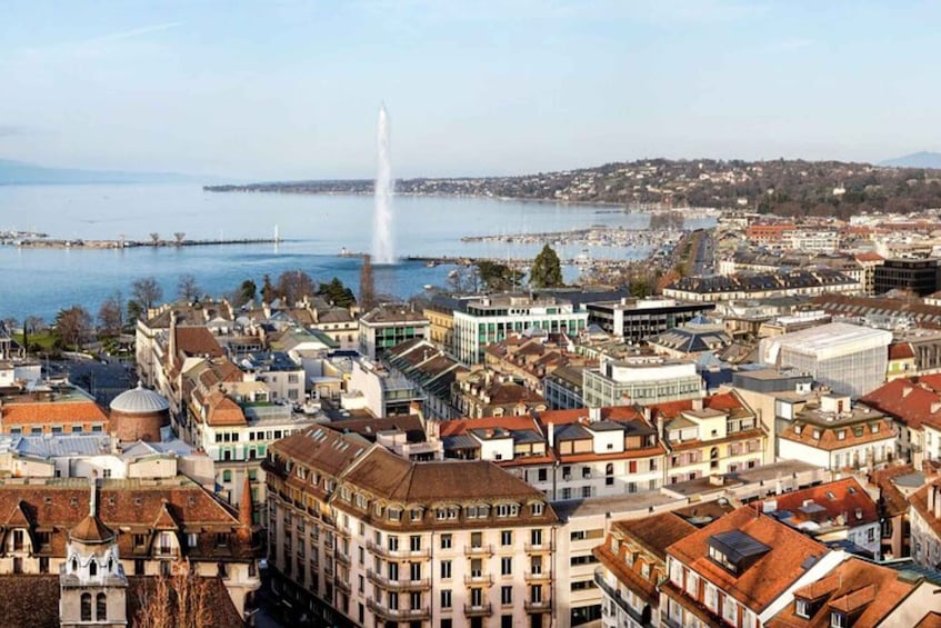 Picture 4 for Activity Geneva: Private custom tour with a local guide