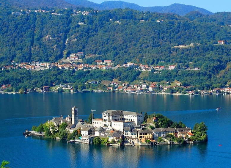 Picture 11 for Activity Orta San Guilo: Village Tour with Cake Tasting