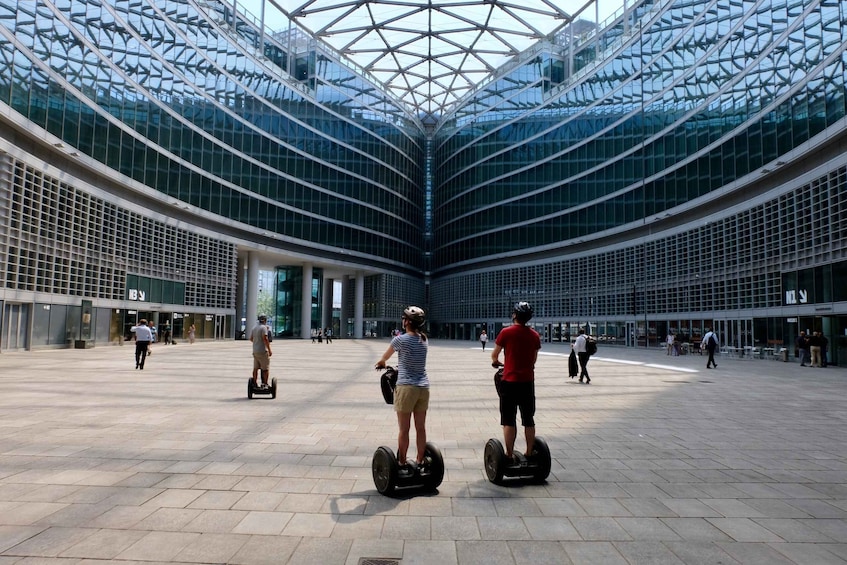 Milan: SEGWAY Tour with Live Tourist Guide 2 hours & half