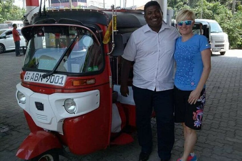Colombo Sightseeing Private City Tour by Tuk Tuk