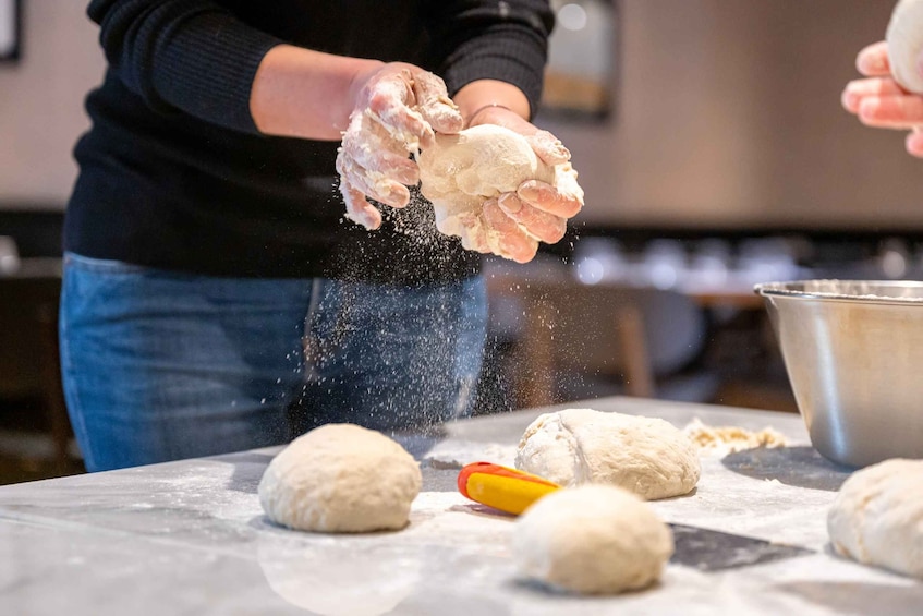 Naples: Authentic Neapolitan Pizza Making Class