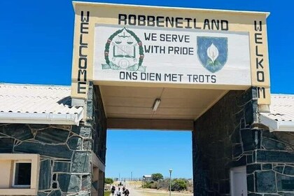 Robben Island,Table Mountain and Kirstenbosch Day Tour small grp