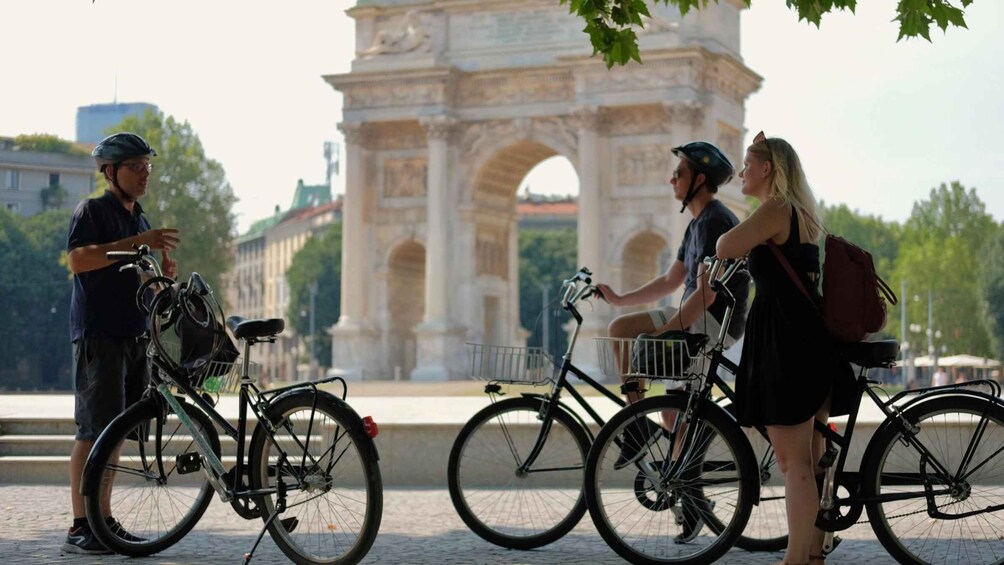 Milan: 3-Hour Private Bike Tour