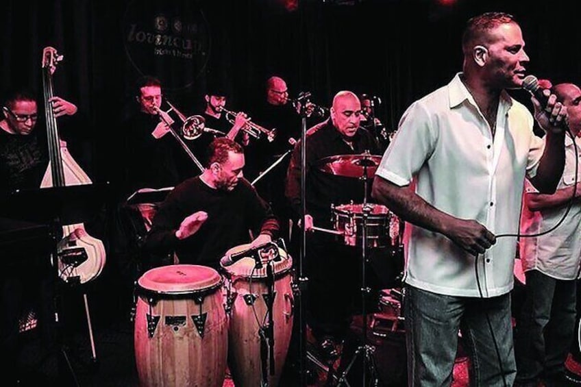 Salsa Dance Class and Nightlife Tour in San Juan