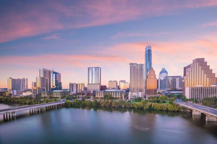 Austin: Private custom tour with a local guide