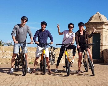 3 uur historische E-biketocht in Palma de Mallorca