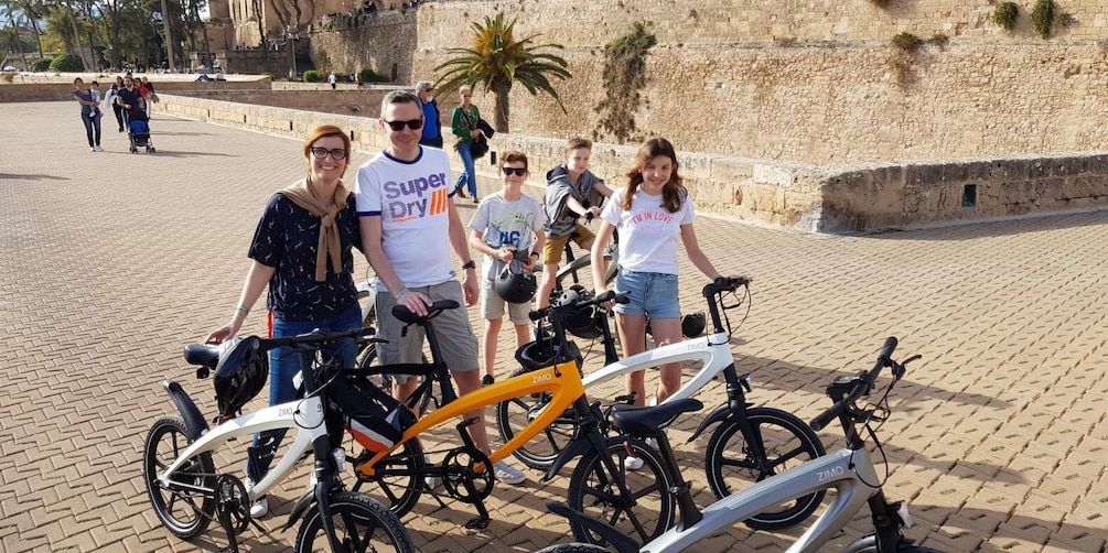 Picture 2 for Activity 3 Hours E-Bike Tour in Palma de Mallorca
