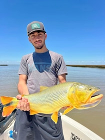 Viaggi di pesca in Argentina. di Buenos Aires