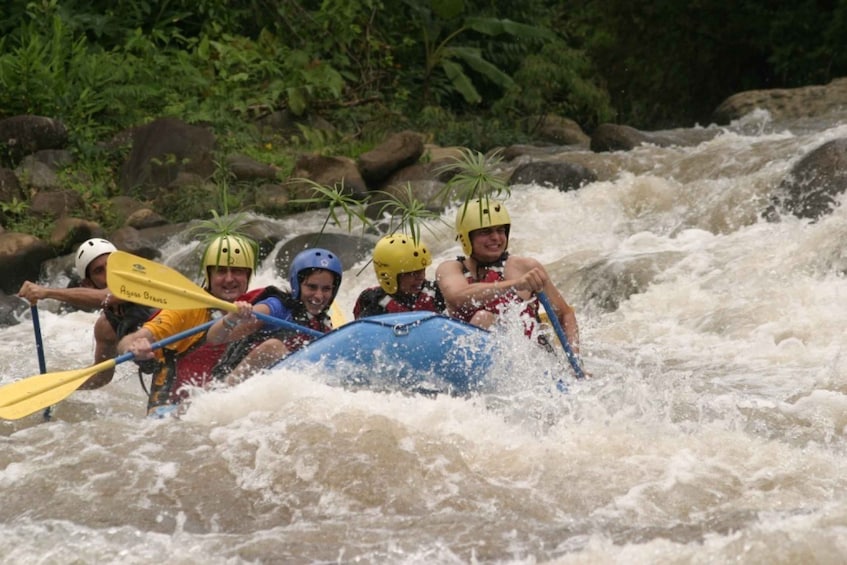 Picture 1 for Activity La Fortuna Full-Day Sarapiquí River Class IV Rafting