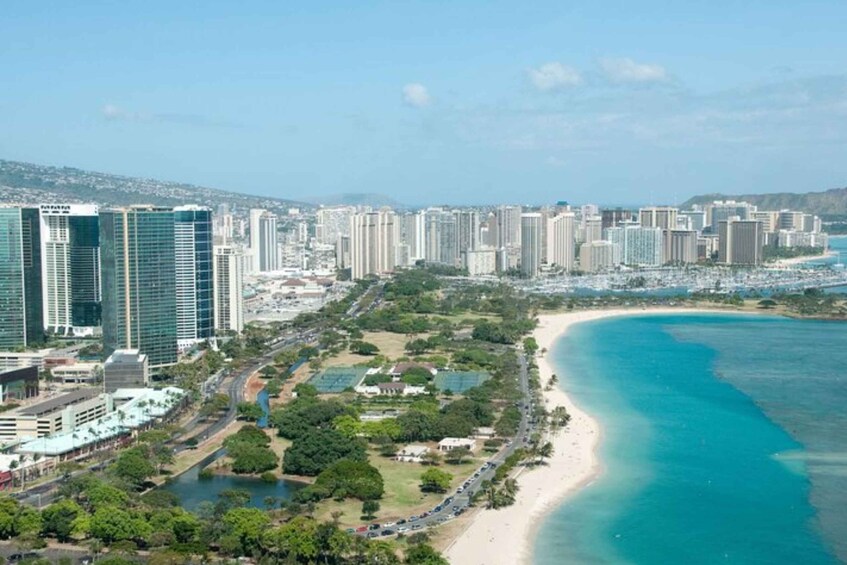 Honolulu: Private custom tour with a local guide