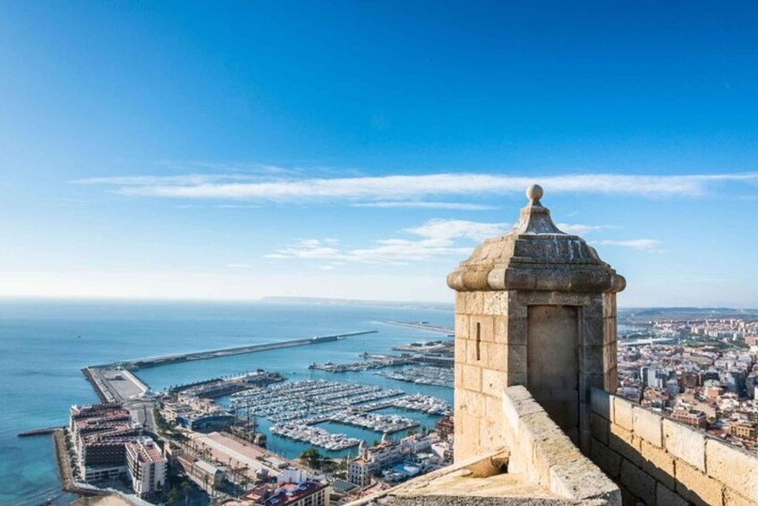 Alicante: Private Custom Walking Tour