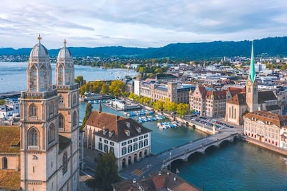 Zürich: Zürich: Yksityinen kiertoajelu paikallisen oppaan johdolla