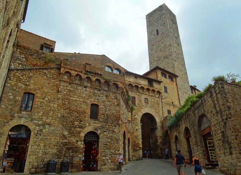 Picture 12 for Activity San Gimignano private guide: Manhattan of the Middle Ages