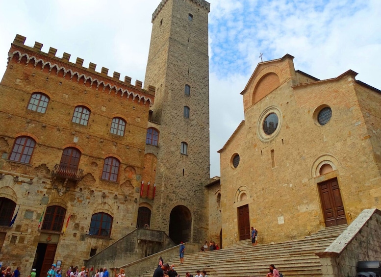 Picture 2 for Activity San Gimignano: Private and Guided Walking Tour