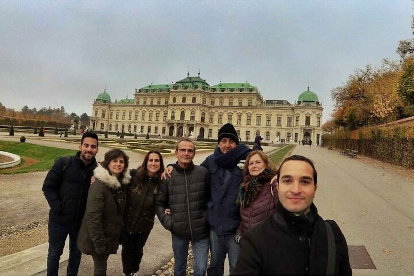 Picture 3 for Activity Vienna: Private Walking Tour with a Guide