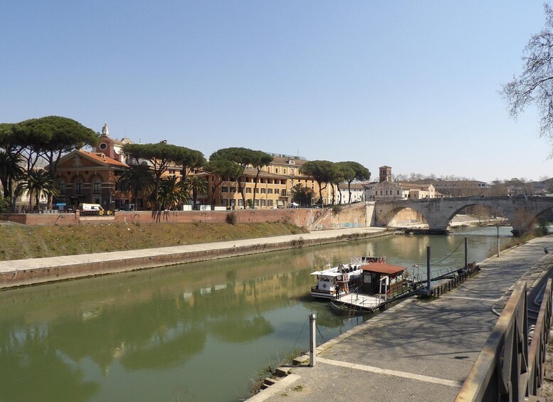 Picture 10 for Activity Rome: IoBus&RomeBoat Hop-On Hop-Off Bus and Boat Combo