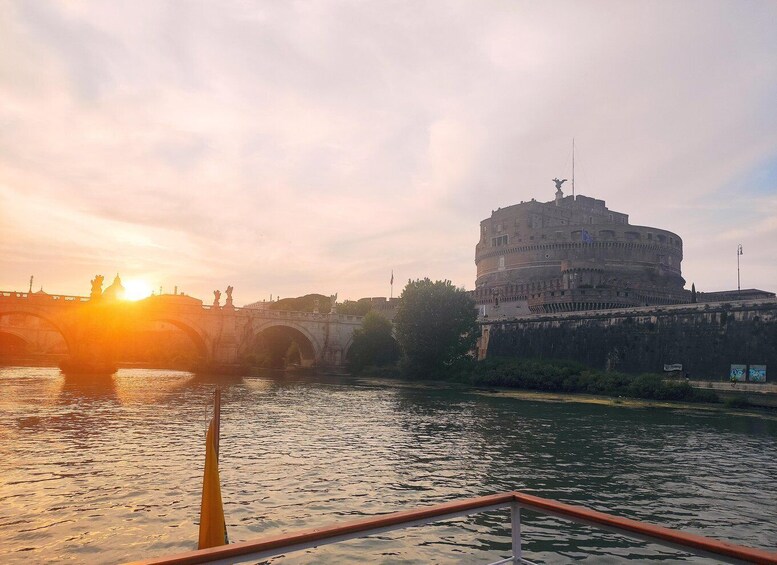 Picture 6 for Activity Rome: IoBus&RomeBoat Hop-On Hop-Off Bus and Boat Combo