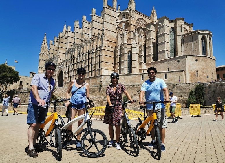 Picture 2 for Activity 2 Hours Sightseeing E-Bike Tour in Palma de Mallorca