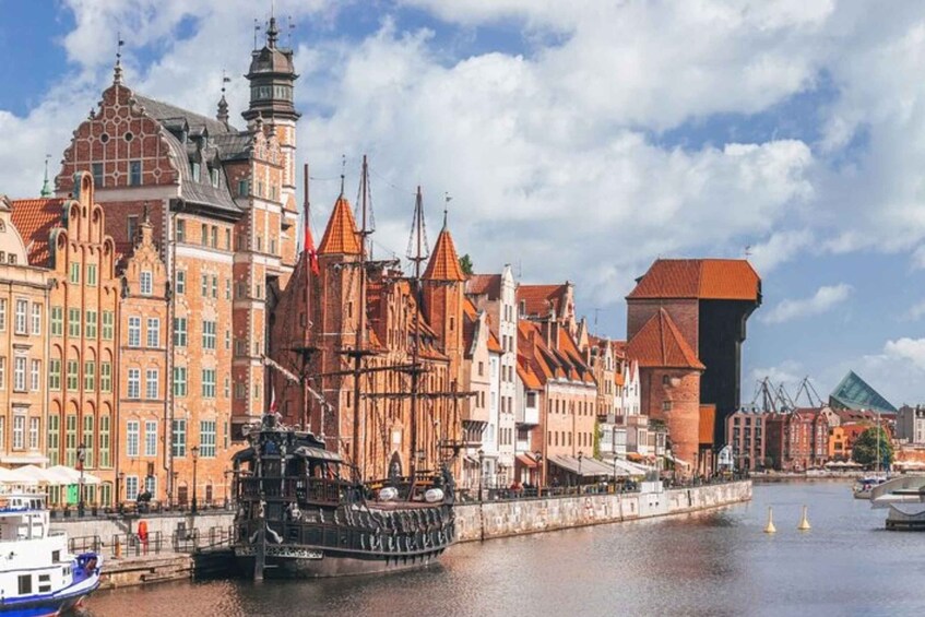 Picture 1 for Activity Gdansk: Private custom walking tour with a local guide