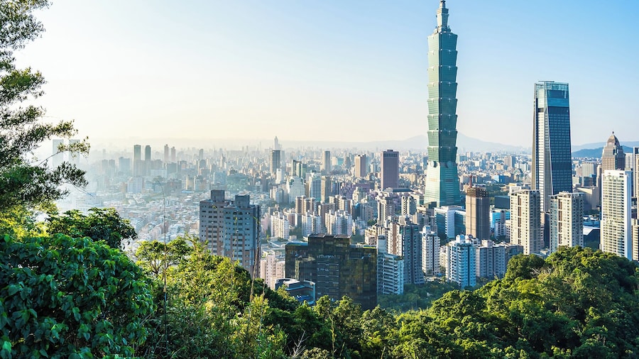 Classic Taipei Landmarks Day Tour