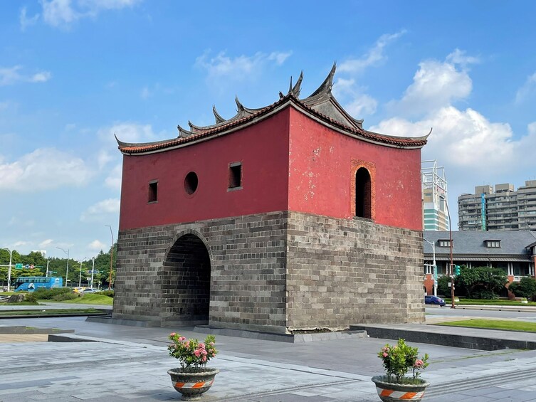 Classic Taipei Landmarks Day Tour