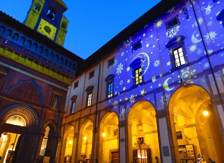 Picture 9 for Activity Arezzo: Guided Walking Tour with Piazza Grande