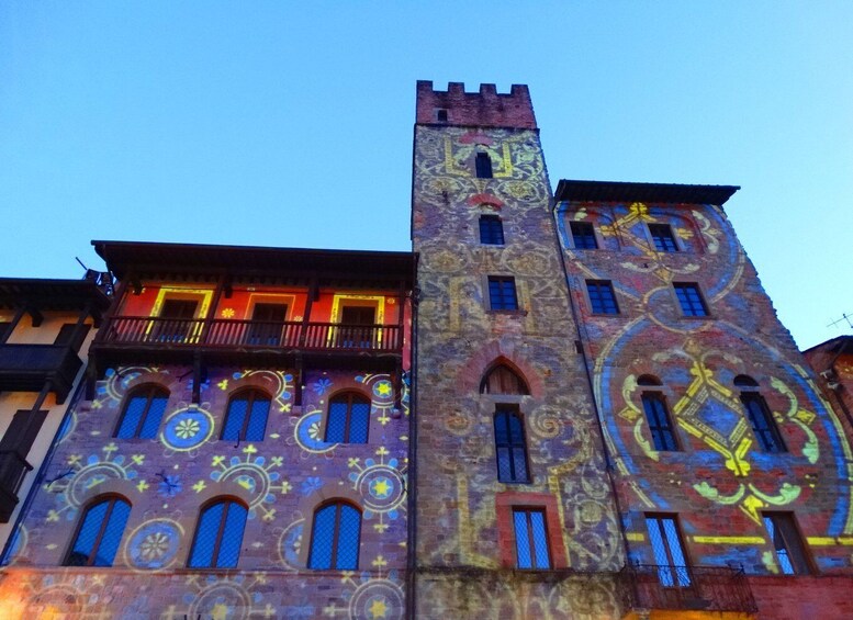 Picture 4 for Activity Arezzo: Guided Walking Tour with Piazza Grande