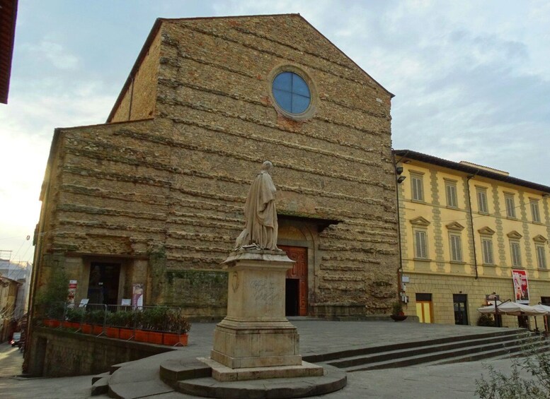 Picture 6 for Activity Arezzo: Guided Walking Tour with Piazza Grande