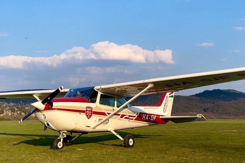 Sightseeing flight over Budapest