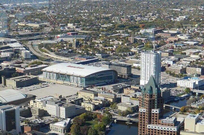 Private Downtown Milwaukee Helicopter Ride