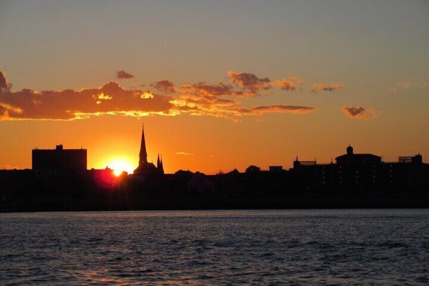 Sunset Lighthouse Cruise Tour from Casco Bay