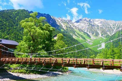 From Takayama: Alpine Splendour - Shinhotaka Ropeway and Kamikochi