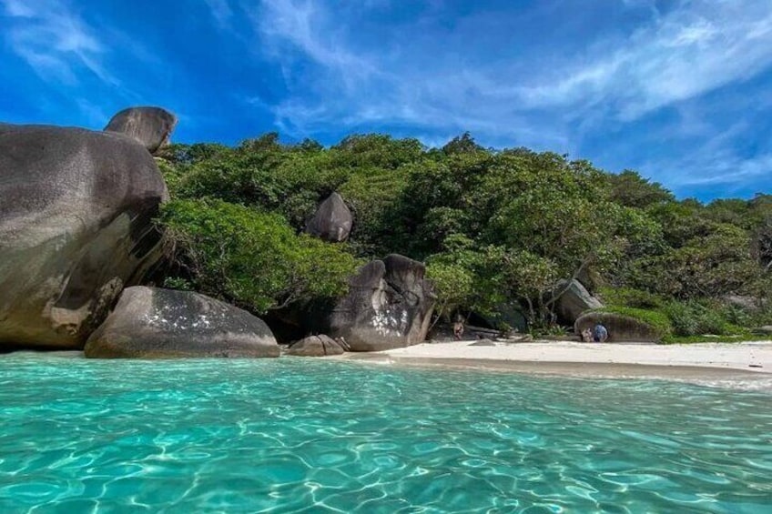 Similan Island Sunrise: Early Bird Adventure in Tropical Paradise