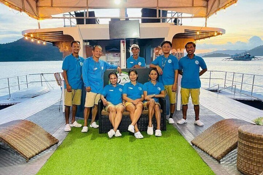 Cinco Ninos Crew