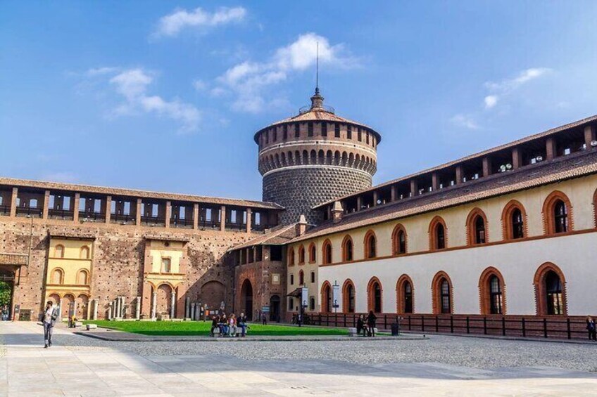Discover Milan's Marvels: Last Supper, Duomo & Secret Gems Tour
