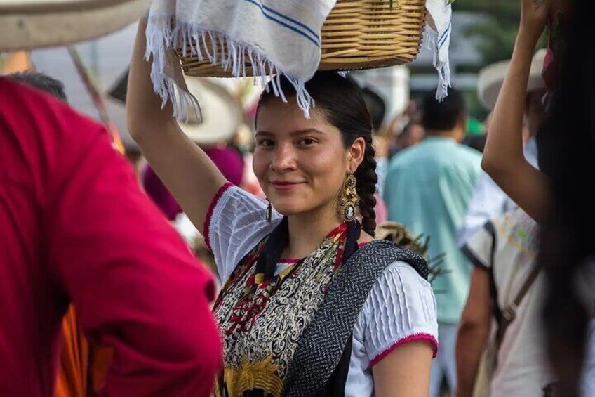 We will try to portray the characters of Oaxaca during our tour, it is more likely that during July there will be more of these characters but still Oaxaca never ceases to surprise us.