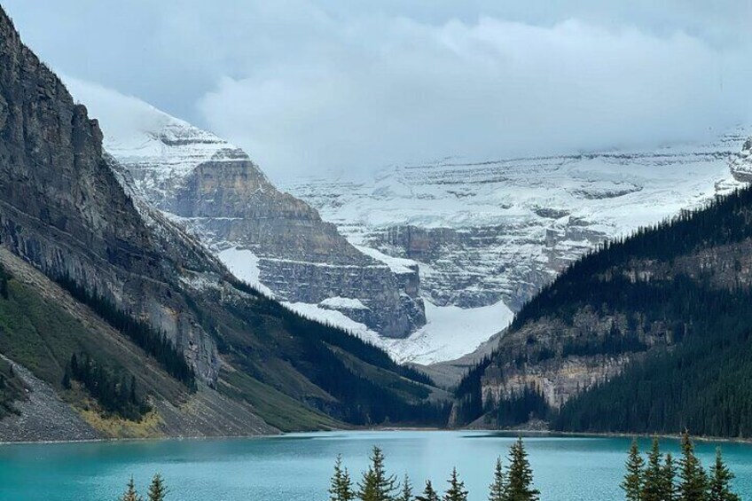 4 Days Canadian Rockies Tour from Calgary with Airport Pickup