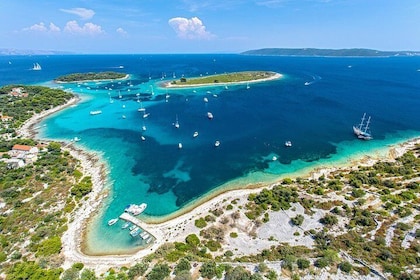 Two Islands Blue Lagoon Half-Day Boat Tour from Split