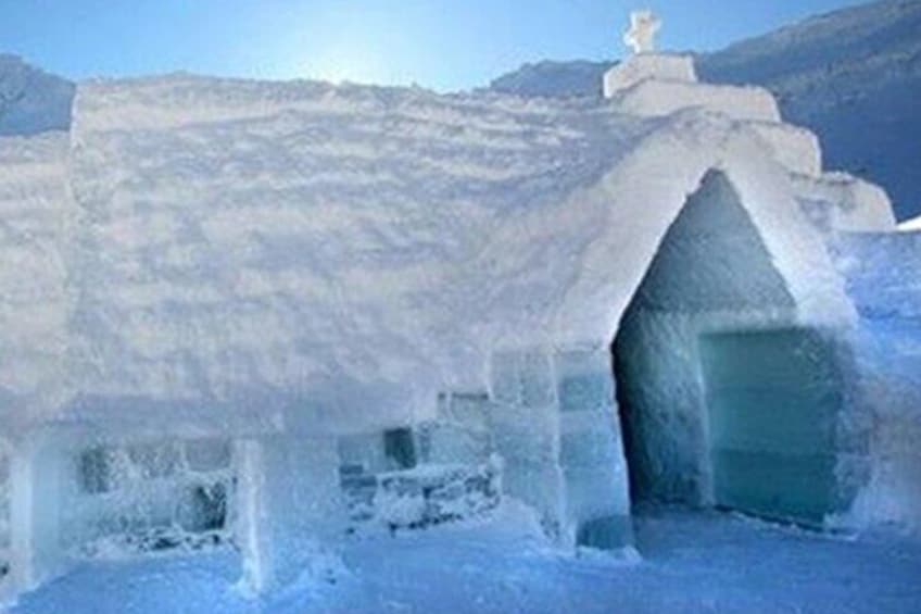 Ice Hotel at Transfăgărășan Bâlea Lake - from Bucharest 