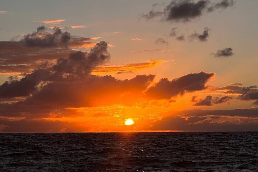 Waikiki Beach Sunset Sail 