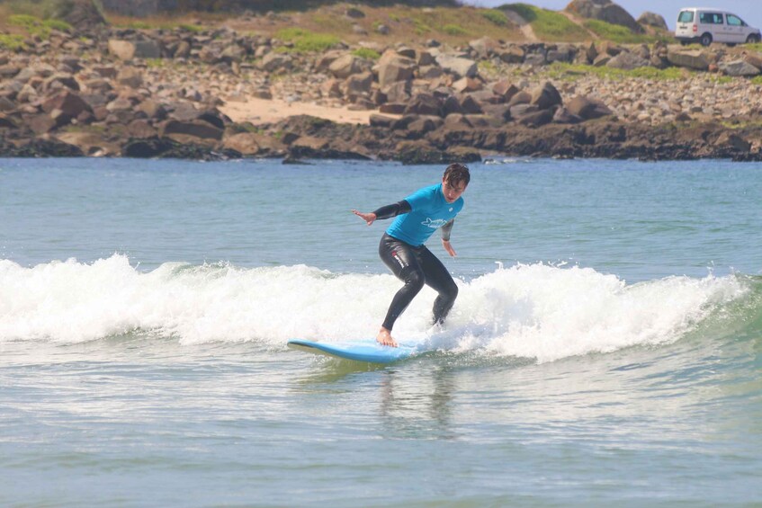 Picture 1 for Activity Privet surf class in Porto/Matosinhos